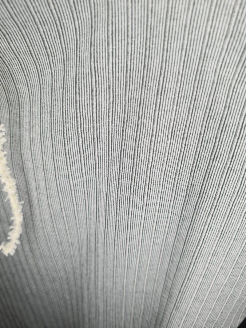 CAMISETA GRIS RAYAS - Imagen 3