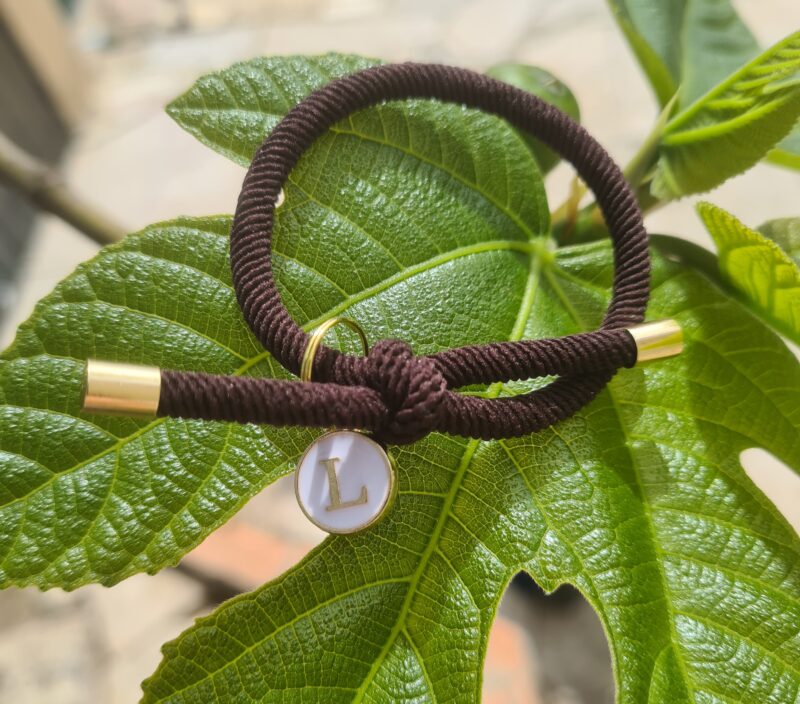 PULSERA CON INICIAL